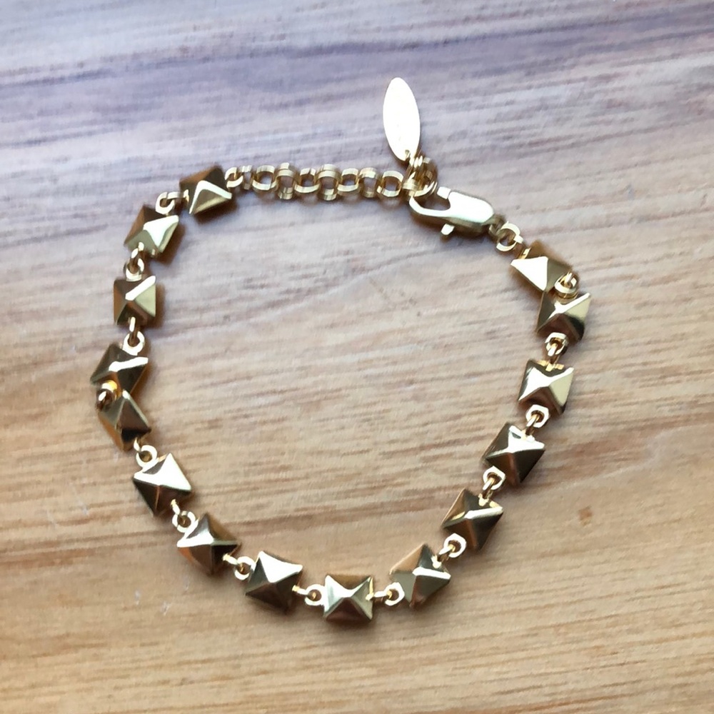 NWOT Ettika 18K Gold Plated Squares Bracelet